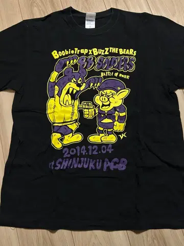 Boobie Trap x BUZZ THE BEARS 티셔츠