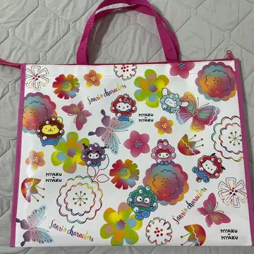 오사카 간사이 엑스포 미야쿠미야쿠 산리오 콜라보 특대형 기념품 백