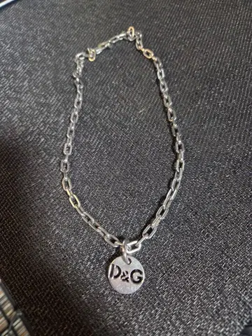 D&G 실버 체인 목걸이