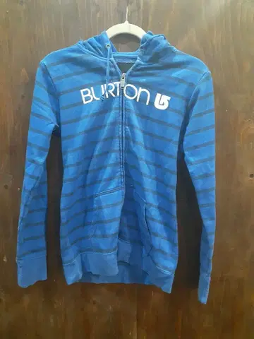 BURTON 파랑 스트라이프 후드티