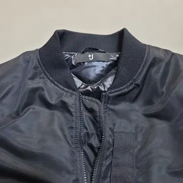 유니클로 +J MA-1 다운 자켓 L 블랙