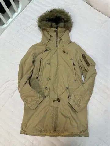 JOHNBULL 카키 퍼 달린 모즈 코트