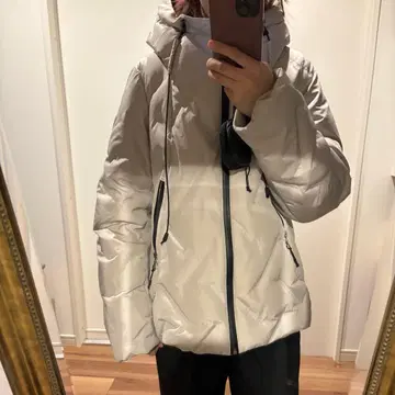 ETERNOBELLEZZA 다운 코트