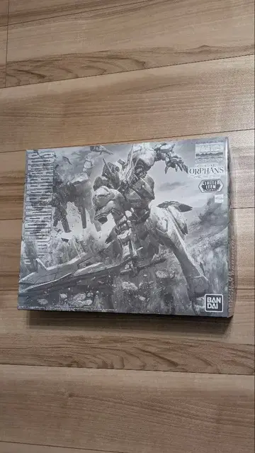 MG ASW-G-08 건담 발바토스 티타늄 피니쉬