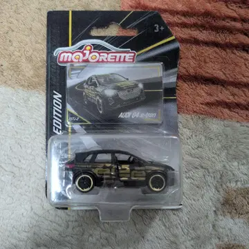 마조레트 AUDI 04 e-tron 미니카