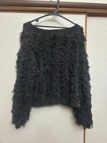 JEANASIS 라메 컷 자카드 숏 풀오버 블랙