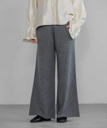 완판 새상품 니트 스트레이트 팬츠 그레이 A part by 아파트바이