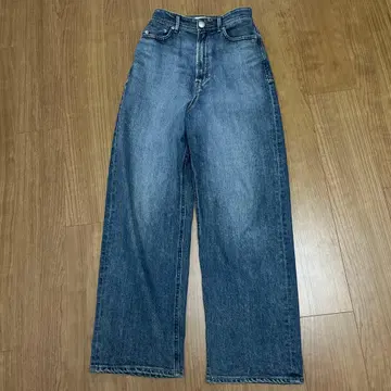 야누크 루즈 스트레이트 'JOAN' / SUB 23