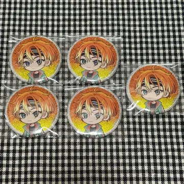 18TRIP 에이트리 이소타케 아쿠타 글리터 캔뱃지