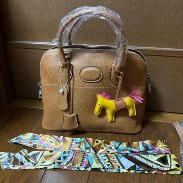 브라운 가죽 핸드백 말 참, 스카프 포함 부가티 백