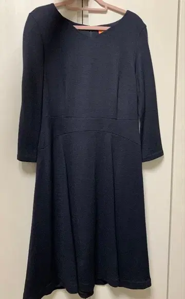 네이비 긴팔 A라인 원피스