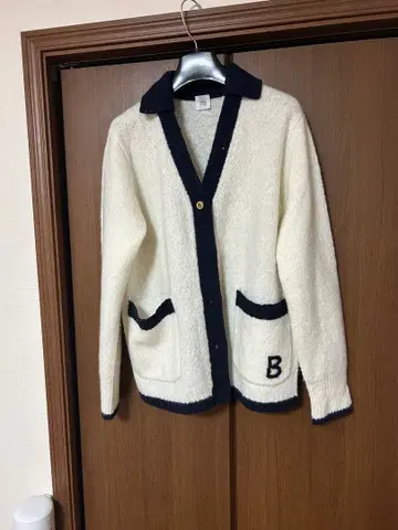 이에나 라부르클 니트