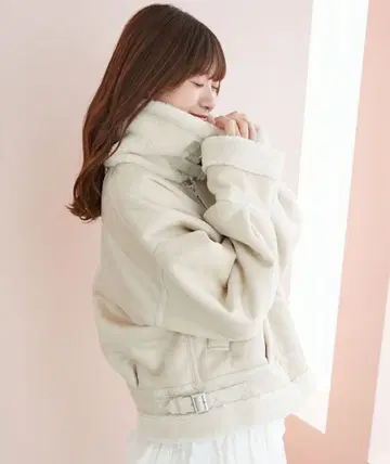 [ MAJESTIC LEGON ] 무스탕 자켓 [ S 사이즈 ]