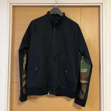 SOPH. 블랙/카모플라쥬 자켓 M