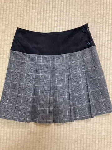 prideglide 그레이 계열 체크 플리츠 스커트