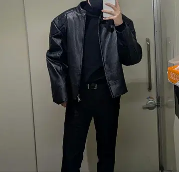 블랙 가죽 숏 자켓