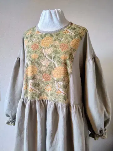 윌리엄 모리스와 린넨 원피스