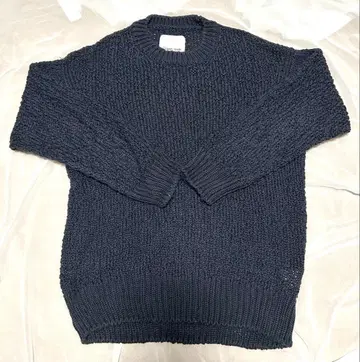 iliana lobs 이리안 로브 니트 네이비