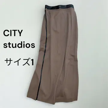 STUDIOUS CITY 스무스 타이트 스트레치 스커트 베이지 사이즈 1