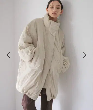 [ 착용 1회 ] LOWRYSFARM 몬스터 코트