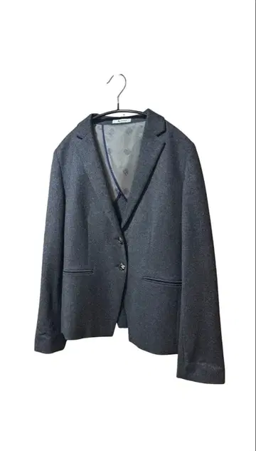 아쿠아 스큐텀 자켓