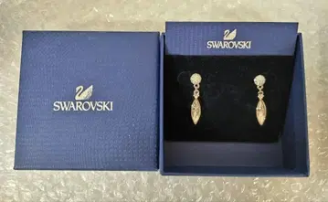 Swarovski 실버 드롭형 귀걸이 스와로브스키 레어 상품