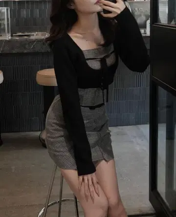 LIP SERVICE 코르셋 체크 상의 x 스커트