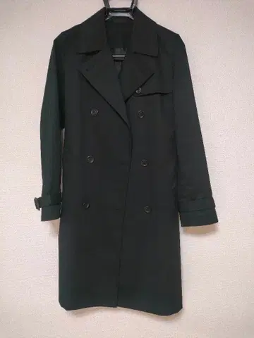 유니클로 트렌치코트 블랙 M