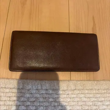 브라운 가죽 장지갑