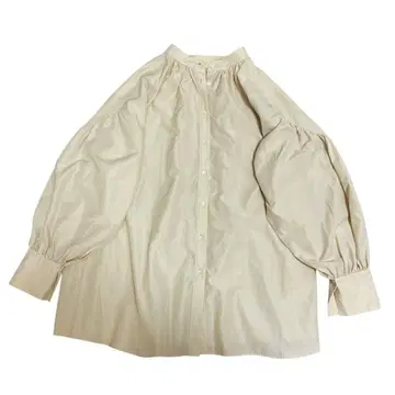 드레 스테리아 블라우스 볼륨 슬리브