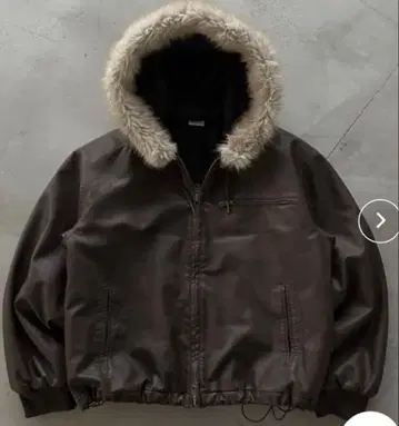 다크 브라운 가죽 후드 부착 자켓 (탈부착 가능)