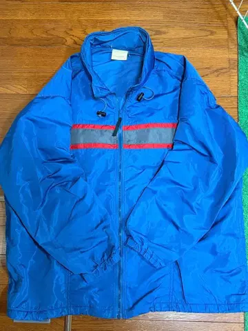 헬리 한센 나일론 자켓! 구제 의류 좋아하시는 분들께 어떠신가요