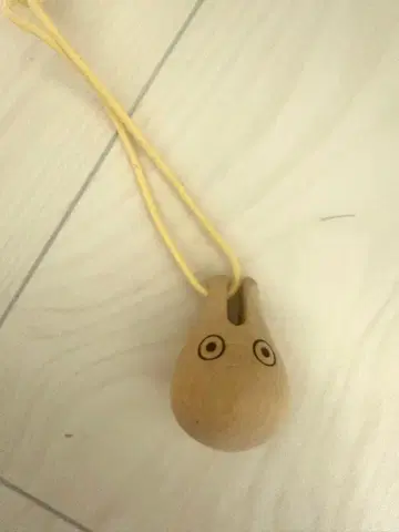 이웃집 토토로 지브리 미술관 나무 키링 방울