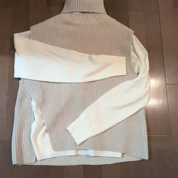 이번 시즌 새상품 터틀넥 베스트 + 풀오버 세트