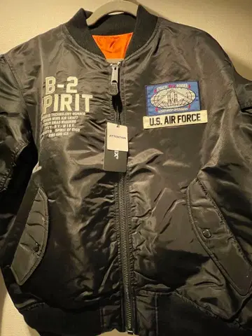 AVIREX B-2 SPIRIT 플라이트 자켓
