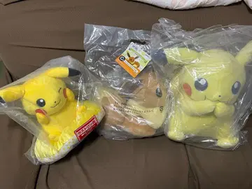 피카츄 이브이 봉제 인형 세트
