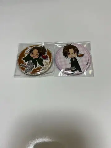 진격의 거인 한지 캔뱃지 차라움 카페