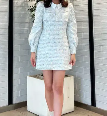 dazzlin 트위드 도킹 미니 원피스