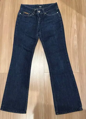 D&G 부츠컷 데님 타이 트핏 27인치