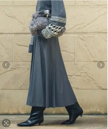 Gready Brilliant 와이드 플리츠 미디 스커트 38 새상품