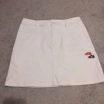 New Balance 화이트 스커트
