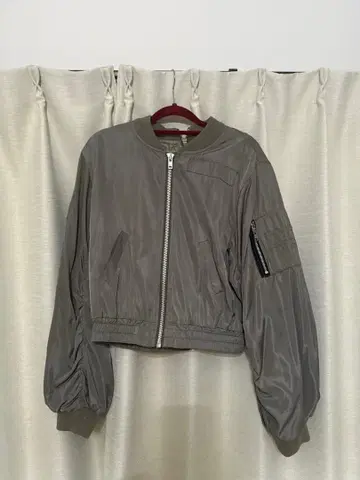 그레이 봄버 자켓 벌룬 슬리브