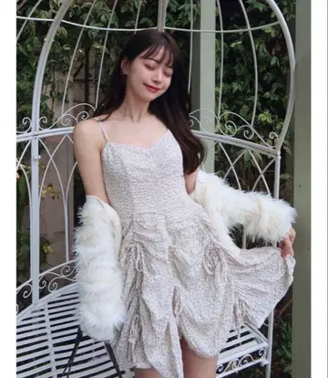 dazzlin 개더 리본 미니 원피스