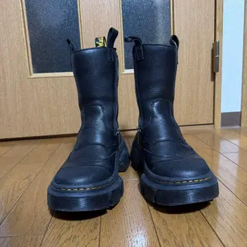 닥터마틴 DMXL Rigger 첼시 부츠 411192001