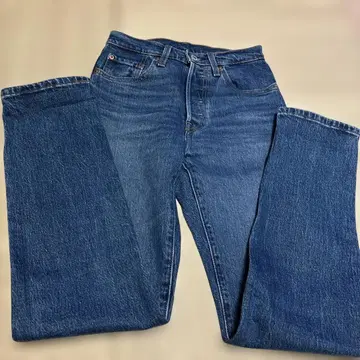 리바이스 501 스트레이트 데님 5개 버튼