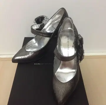 [ 새상품급 ] 마크제이콥스 펌프스 23cm 박스 포함 졸업식 사은회