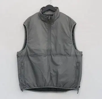 TECH REVERSIBLE PULLOVER PUFF VEST