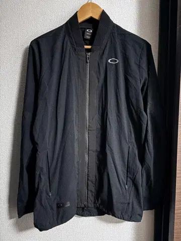 [ 인기 ] Oakley 블랙 자켓 L 사이즈