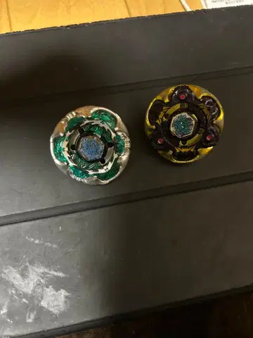 메탈 파이트 베이블레이드 페르세우스 2종