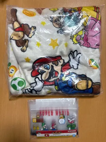 슈퍼 마리오 담요와 지퍼 세트